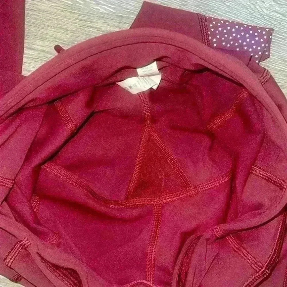 Lululemon Tight Stuff Tight II 25" size 4 like new condition 
Deep Ruby - Picture 15 of 16